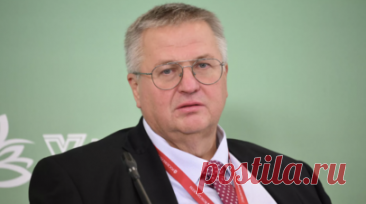 Оверчук заявил о желании недружественных стран восстановить связи с Россией. Недружественные России страны сигнализируют о желании восстановить контакты и вернуться к более нормальным отношениям. Об этом заявил вице-премьер Алексей Оверчук в преддверии саммита форума Азиатско-Тихоокеанское экономическое сотрудничество. Читать далее