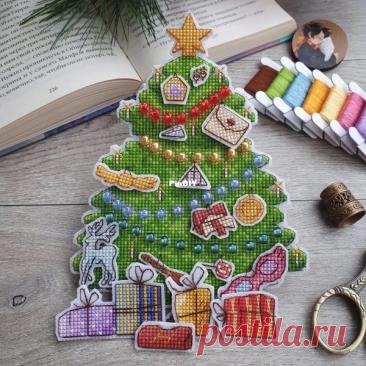 Christmas in the Hogwarts and Gifts for Christmas Tree by Anastasia Slavina Edited by BoingBoing at 2022-4-22 18:16