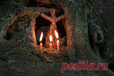 Велесова ночь — время, когда духи предков приходят к живым. Зажги свечу, вспомни род и попроси мудрости у Велеса. Пусть твой дом будет под защитой света и добра. Открытки на Велесову ночь