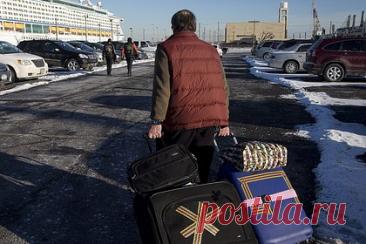 Россиянин описал «нелегальную» жизнь в Америке фразой «пытаемся выжить»