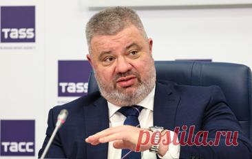 Прозоров: Ермак может сдать все свое окружение ради спокойной жизни. Иначе у бывшего главы офиса Владимира Зеленского "очень мало" шансов выжить, считает экс-сотрудник СБУ