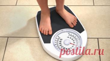 Хирург Бордан: при индексе массы тела выше 30 у человека ожирение. Бариатрический хирург, доктор медицинских наук и профессор Наталья Бордан рассказала, при каком индексе массы тела можно говорить об ожирении. Читать далее