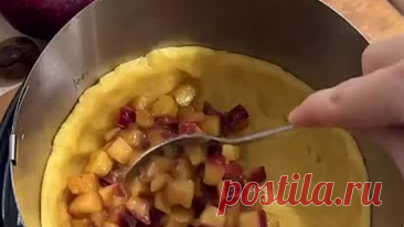 🍏 Потрясающий яблочный пирог с хрустящей меренгой