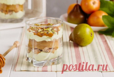 Груша с рикоттой Нежный десерт с сочной грушей за 25 минут.Ингредиенты сыр рикотта - 150 г песочное печенье - 50 г молотые грецкие орехи - 50 г свежие груши - 3 шт сахар - 3 ст.л. сливочное...