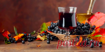 ЧЕРНОПЛОДНАЯ РЯБИНА: КРЕПЛЁНОЕ ВИНО И НАСТОЙКА В ДОМАШНИХ УСЛОВИЯХ