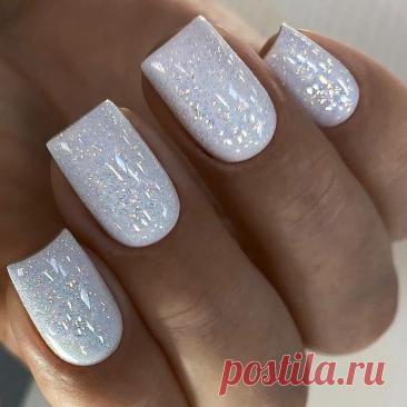 Winter Nail Colors 2023-2024 16 Ideas: Embrace the Season in Style | Белые гелевые ногти, Изумрудные ногти, Сверкающий маникюр