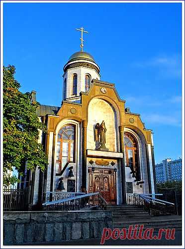 Храм в честь Казанской иконы Божьей матери.