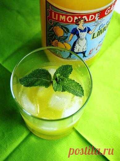 Домашний лимонад.