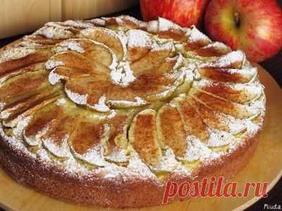 Бабушкин яблочный пирог-торт : Выпечка сладкая