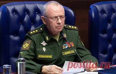 Замглавы Минобороны РФ находится в Минске в составе делегации для переговоров с Украиной. На переговоры также прибыли заместитель министра иностранных дел России Андрей Руденко, глава комитета Госдумы по международным делам Леонид Слуцкий, посол России в Белоруссии Борис Грызлов