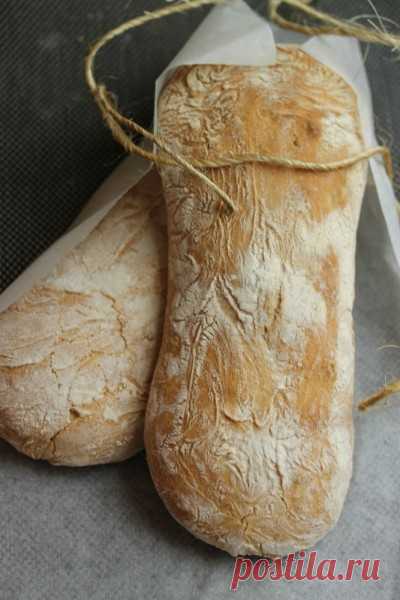 Чиабатта.         Мое самое любимое занятие в кулинарии- выпечка хлеба. Ни одно другое кулинарное творение не приносит столько удовольствия  и положительных эмоций.