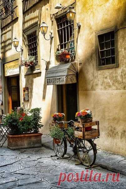 На улицах Флоренции, Италия