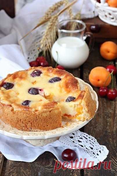 Цветаевский пирог с абрикосами и черешней.