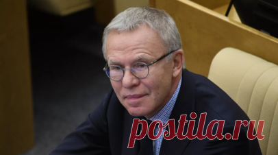 Фетисов: Гашек несёт мракобесие, вернул бы деньги, которые он в России заработал. Депутат Госдумы и выдающийся хоккеист Вячеслав Фетисов высказался о словах Доминика Гашека. Читать далее