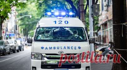 В Китае восемь человек погибли при наезде автомобиля на людей на электроскутерах. В Китае водитель автомобиля, находившийся, по предварительным данным, в нетрезвом состоянии, протаранил группу людей на электроскутерах, в результате чего погибли восемь человек. Читать далее