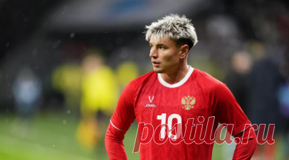 Друг Мостового рассказал, как спас футболиста от похищения. Александр Гракун, друг полузащитника «Зенита» Андрея Мостового, вспомнил, как спас футболиста от похищения. Читать далее