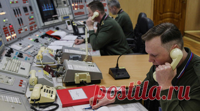 В ночь на 13 июля: средства ПВО перехватили и уничтожили четыре БПЛА над тремя регионами РФ. В течение прошедшей ночи войска киевского режима предпринимали попытки совершить атаки на гражданские объекты в РФ с применением беспилотников. По данным Минобороны России, перехвачены и уничтожены четыре БПЛА: два над Ростовской областью, по одному — над Белгородской и Курской областями. Ранее губернатор Ростовской области Василий Голубев сообщил, что в Цимлянском районе загорелась нефтебаза после…