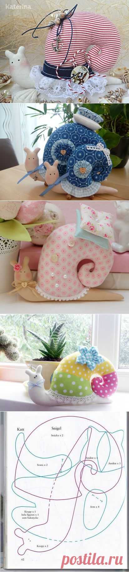 How to Make Cute Fabric Snail Pillow | www.FabArtDIY.com