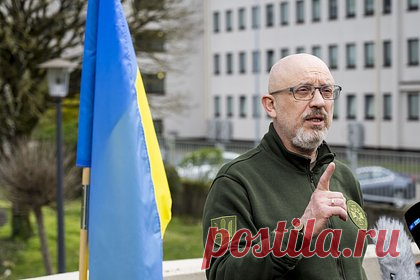 Глава Минобороны Украины сообщил о создании коалиции для обучения пилотов. Глава Минобороны Украины Алексей Резников сообщил, что создана коалиция стран, которые обучат пилотов управлять истребителями F-16. «Сформирована коалиция по обучению украинских ВВС F-16! Сегодня 11 государств-партнеров + Украина подписали меморандум с изложением условий», — заявил он.