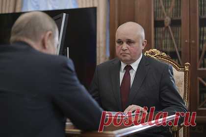 Глава Кузбасса призвал Студию Лебедева извиниться за открытку ко Дню всех святых. Губернатор Кемеровской области Сергей Цивилев осудил идею Студии Артемия Лебедева, разместившей в сети изображение с горящим кинозалом. По его мнению, недопустимо публиковать подобную картинку в качестве открытки ко Дню всех святых. Цивилев также призвал авторов изображения публично принести извинения кузбассовцам.