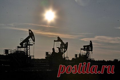 Минэнерго заявил о конкурентоспособности российской нефти в любых условиях. Министр энергетики РФ Николай Шульгинов заявил, что текущая цена на нефть не соответствует балансу спроса и предложения. Он напомнил, что средняя цена Brent в первом полугодии составила 79,7 доллара. «При этом фундаментально нефть недооценена», — объяснил он журналистам.