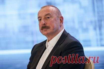 Алиев назвал операцию в Карабахе примером для подражания. Президент Азербайджана Ильхам Алиев назвал военную операцию Баку в Нагорном Карабахе примером для подражания на фоне конфликта на Ближнем Востоке. Он напомнил, что она длилась менее 24 часов и обошлась без каких-либо жертв среди мирного населения. Операция в Нагорном Карабахе началась 19 сентября.