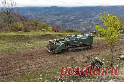 Азербайджанские военные пересекли линию соприкосновения в Шушинском районе. Министерство обороны России сообщило, что Вооруженные силы Азербайджана пересекли линию соприкосновения сторон в Шушинском районе и приступили к инженерному оборудованию поста. Как уточнили в ведомстве, российские миротворцы принимают меры, направленные на предотвращение эскалации кризисной обстановки.