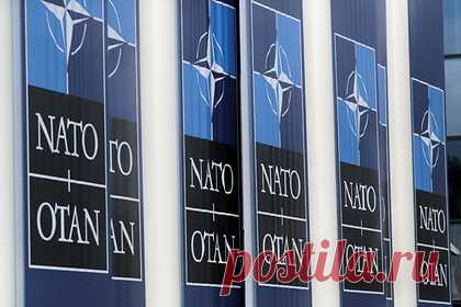 США пообещали не закрывать двери НАТО. США никому не позволят закрыть двери НАТО для какой-либо страны. С таким обещанием выступила первый замгоссекретаря США Уэнди Шерман по итогам переговоров по безопасности с российскими коллегами в Женеве. Она также отметила, что вопросы по другим странам нужно обсуждать в присутствии их представителей.