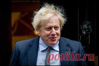 Посол России оценил способности Джонсона «выживать в любых трудностях». Посол России в Лондоне Андрей Келин заявил, что у премьер-министра Великобритании Бориса Джонсона есть большие способности «выживать в любых трудностях», он прошел не через один скандал. Таким образом дипломат прокомментировал ситуацию вокруг вечеринок политика на Даунинг-стрит в период общенационального локдауна.