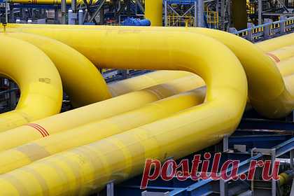 Цены на газ в Европе вышли из-под контроля. С начала вторника, 14 сентября, рост цен на газ в Европе на фоне низкой заполненности газохранилищ резко ускорился и вышел из-под контроля. В ходе торгов стоимость топлива выросла почти на семь процентов по сравнению с максимумом предыдущего дня, превысив 800 долларов за тысячу кубометров.