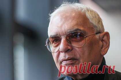 Шахназаров назвал особенность характера москвичей. Российский режиссер, глава «Мосфильма» Карен Шахназаров отметил, что считает москвичей импульсивными. Соответствующую особенность характера жителей столицы он назвал в интервью изданию «Москвич Mag». «Москвичи импульсивные, водят машины непредсказуемо, по езде точно недисциплинированны», — убежден Шахназаров.