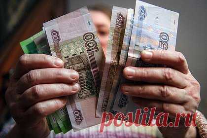 Россиянам назвали лучший возраст для начала подготовки к пенсии. Аналитики Центра потребительских исследований Хоум Банка опросили респондентов в возрасте от 30 до 65 лет и выяснили, как разная аудитория готовится к пенсии. Опрошенные также назвали возраст, который лучше всего подходит для начала планирования доходов в старости. С результатами исследования ознакомилась «Лента.ру».