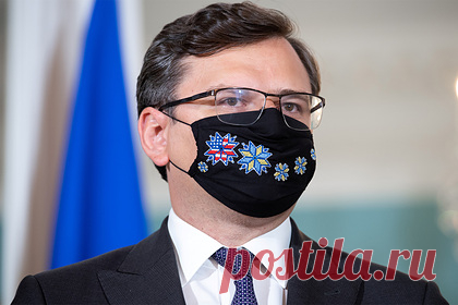 Глава МИД Украины обвинил Лаврова в воровстве украинской истории. Министр иностранных дел России Сергей Лавров занимается «воровством чужой истории» и неприкрытой пропагандой, когда упрекает украинских политиков за высказывания об исторической преемственности Украины от Киевской Руси. С таким заявлением выступил глава МИД Украины Дмитрий Кулеба.