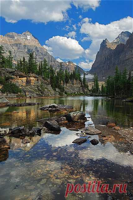 Yoho National Park, Canada,  
flickr от Surreal McCoy (Alvin Brown)   |   Pinterest • Всемирный каталог идей