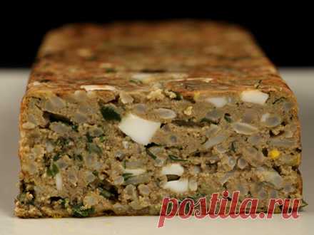 Запеканка из печеночного паштета по-молдавски Паштет для приготовления можно использовать разный. Приготовленную дома вкусную запеканку хорошо подать с овощным салатиком.