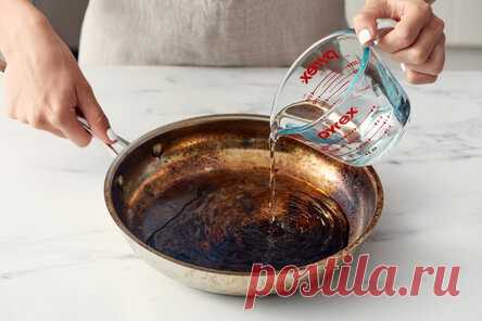Как быстро убрать ржавчину и черную корку нагара с любимой посуды