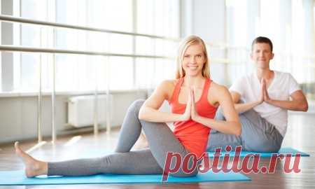 Упражнения йоги для кишечника