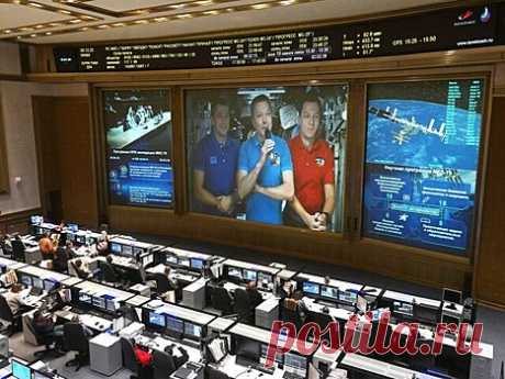 Космонавт Борисов посмотрит с американскими коллегами "Иронию судьбы" | Bixol.Ru
