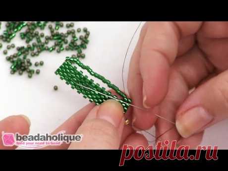 (439) How to do fast Peyote Bead Weaving - YouTube