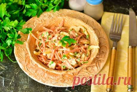 Салат &quot;Петергоф&quot; с курицей.