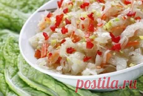 Как приготовить яблочно-капустный салат - рецепт, ингредиенты и фотографии