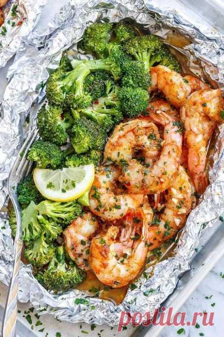 Shrimp and broccoli