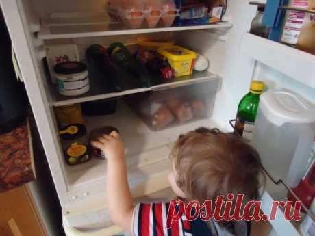 Из-за чего холодильник начал ГРЕТЬСЯ по бокам, и что ДЕЛАТЬ в таком случае | Советы по дому