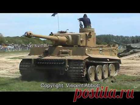 TIGER TANK - Bovington Tiger 131 on the Move - 04 - YouTube