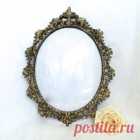 Gold Oval Ornate Frame Gilded oval frame от EllasAtticVintage