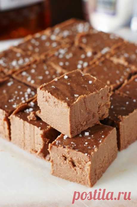 Salted Dark Chocolate Bourbon Fudge - The Kitchen is My Playground