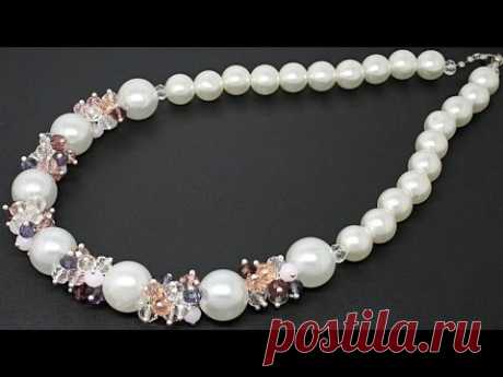 Красивое колье из акриловых и стеклянных бусин DIY Necklace from crystals beads