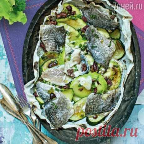 Рецепты от Юлии Высоцкой: рыба, запеченная с цукини и маслинами, картофельная запеканка под сырной корочкой, домашние мюсли с сухофруктами