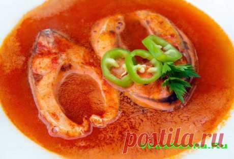 Халасле или Венгерский рыбный суп Хочется представить вашему вниманию очень вкусный Венгерский рыбный супчик из карпов, единственно что изменено в рецепте, так это добавленна картошечка, но так вкуснее