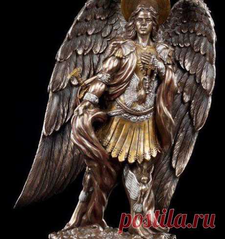 Иегудиил - архангел, дарующий поддержку.